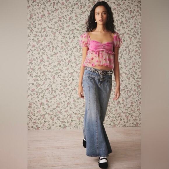 NEW Urban Outfitters Kimchi Blue Claudia Pink Floral Mesh Babydoll Blouse Top M - Picture 4 of 9